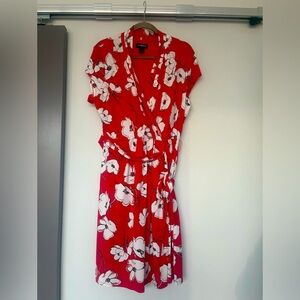 Liz Claiborne cap sleeve red and white floral faux wrap dress - size XL